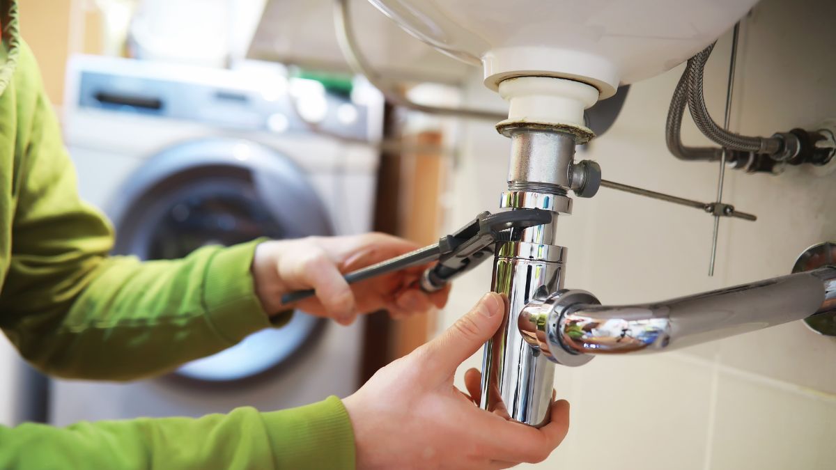 DIY Plumbing Repairs You Can Actually Handle (And When to Call Us)
